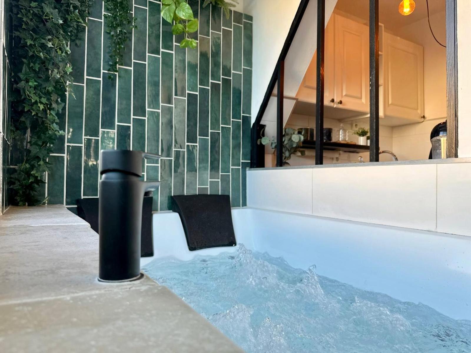 Apartamento Splendide Loft Jacuzzi Et Cinema - Cap D'Agde Exterior foto